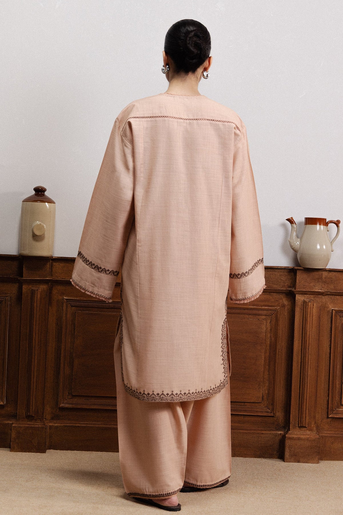 ZARA SHAHJAHAN - 2PC EMBROIDERED KURTA WITH EMBROIDERED TROUSER - A627